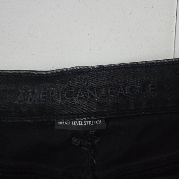 American Eagle Hi-Rise Shortie Women's 8 Black Distressed Denim Jean Shorts 6245 - Picture 8 of 11